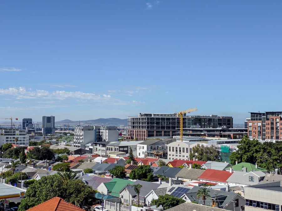 1 Bedroom Property for Sale in Gardens Western Cape